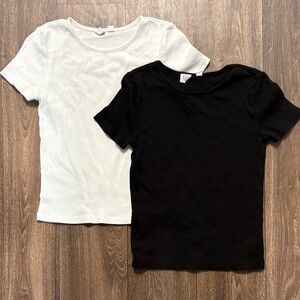 GAP Kids Black and White Short Sleeve Tees
